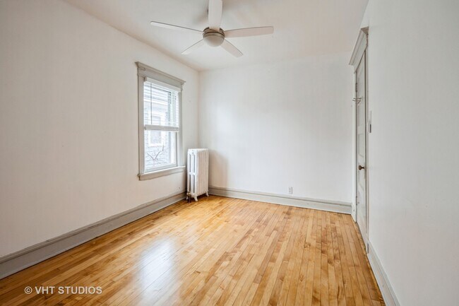 Building Photo - 443 Marengo Ave