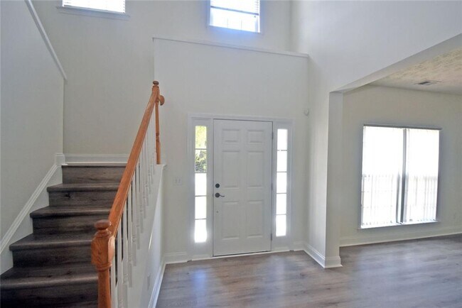 Building Photo - 2254 Caneridge Trail SW