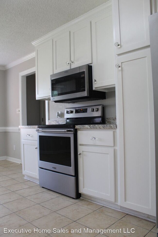 Building Photo - 3 br, 2 bath House - 420 Hunters Creek Dr