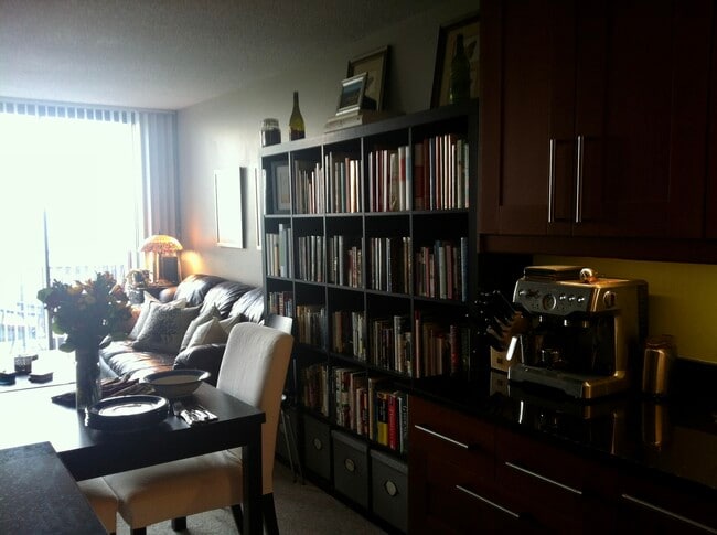 Building Photo - 5225 Pooks Hill Rd