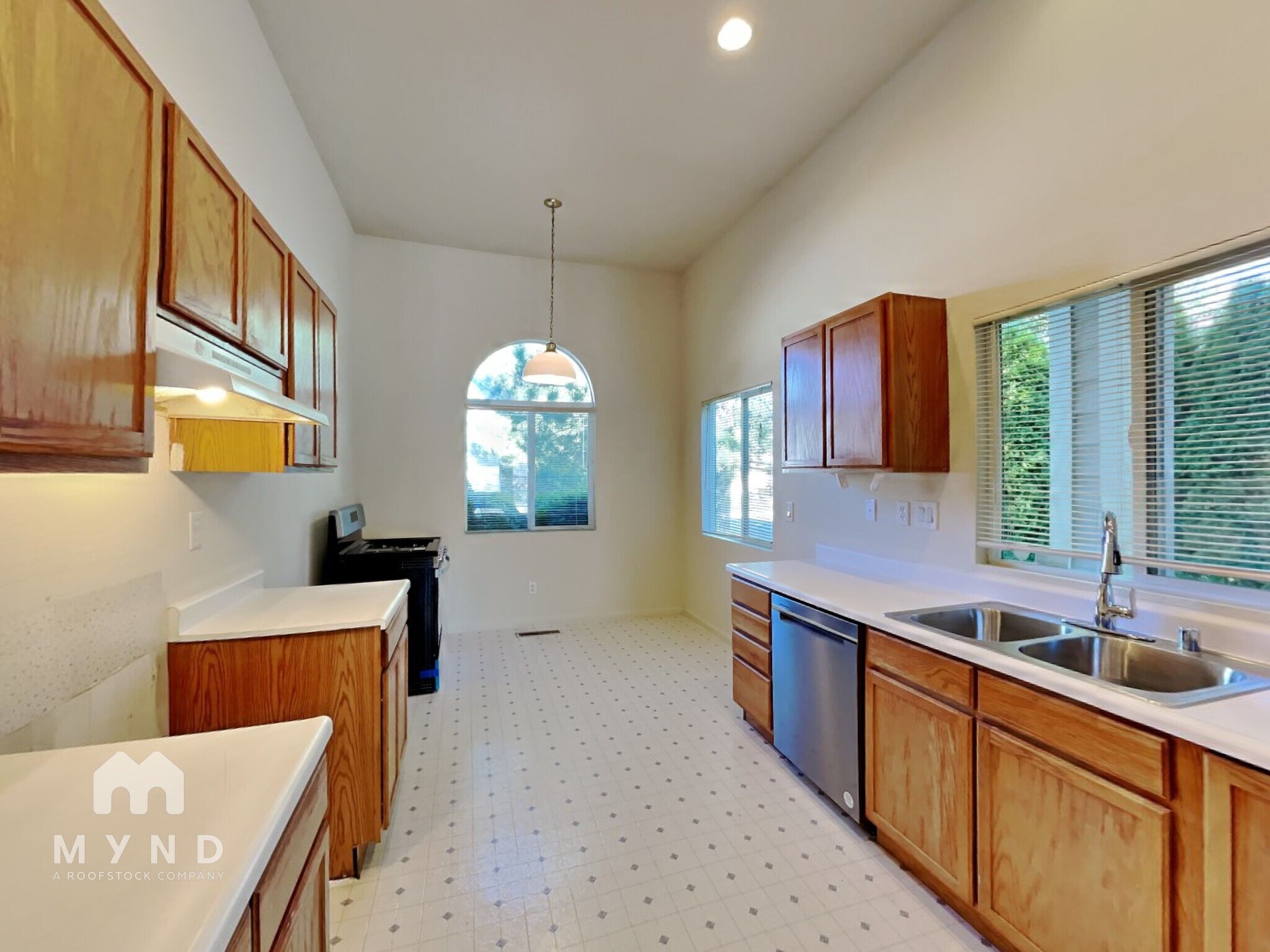 Building Photo - 5518 Spandrell Cir