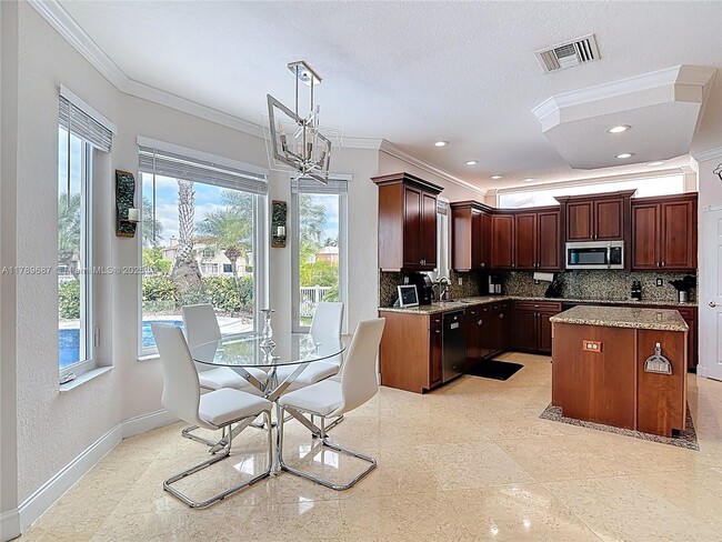 Building Photo - 4973 SW 158th Way