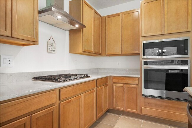 Building Photo - 951 Vineyard Rdg Rd