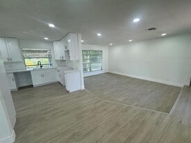 Building Photo - 6260 SW 6th St