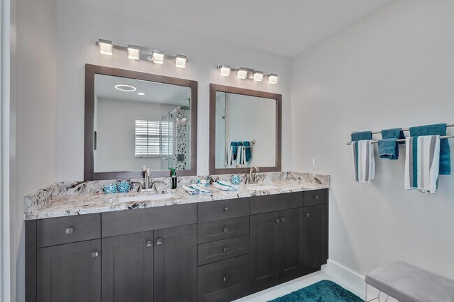 Building Photo - 1521 Ocean Dunes Cir