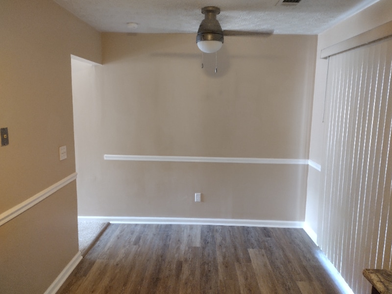 Building Photo - 1 Peppertree Ln