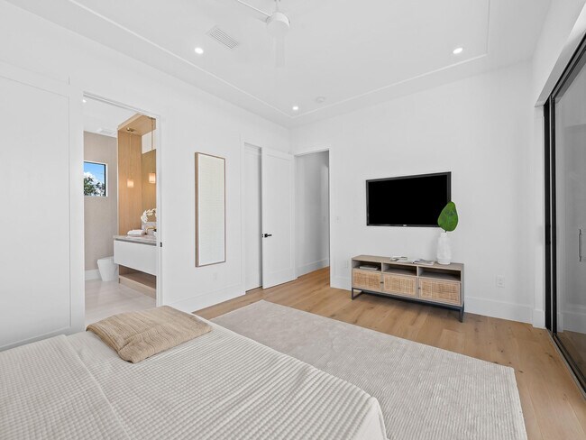 Building Photo - 1317 Tangelo Isle