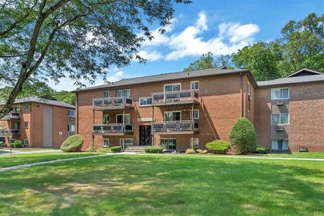Building Photo - 24 Tanager Rd
