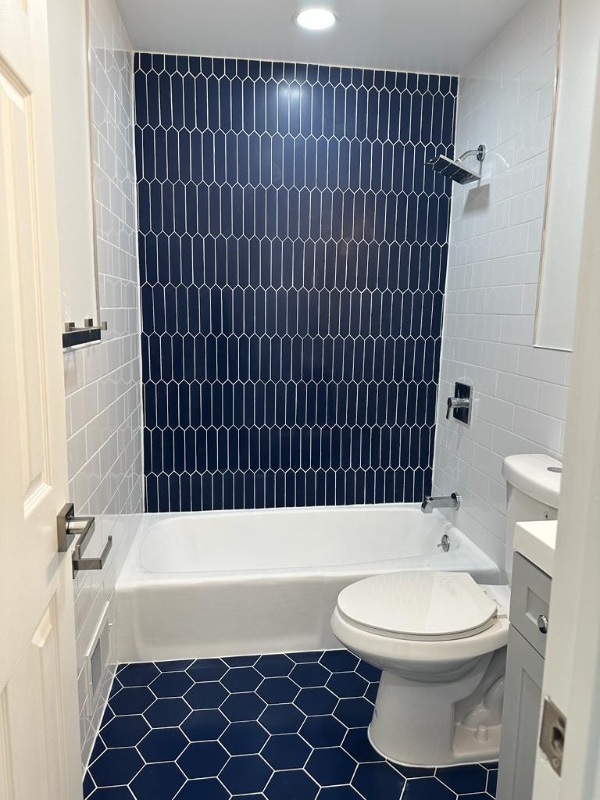 Building Photo - 500 Adams Ln