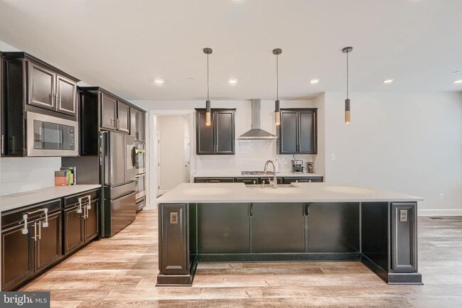 Building Photo - 7123 Starmount Ct