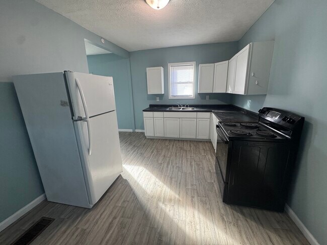 Building Photo - 1805 N Wabash Ave