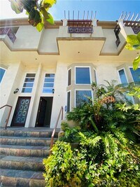 Building Photo - 4959 Laurel Canyon Blvd