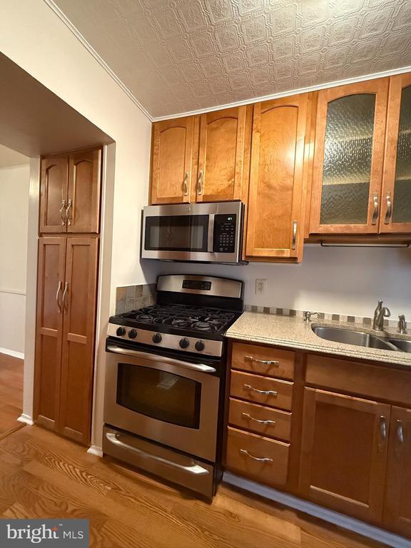 Building Photo - 11214 Cherry Hill Rd