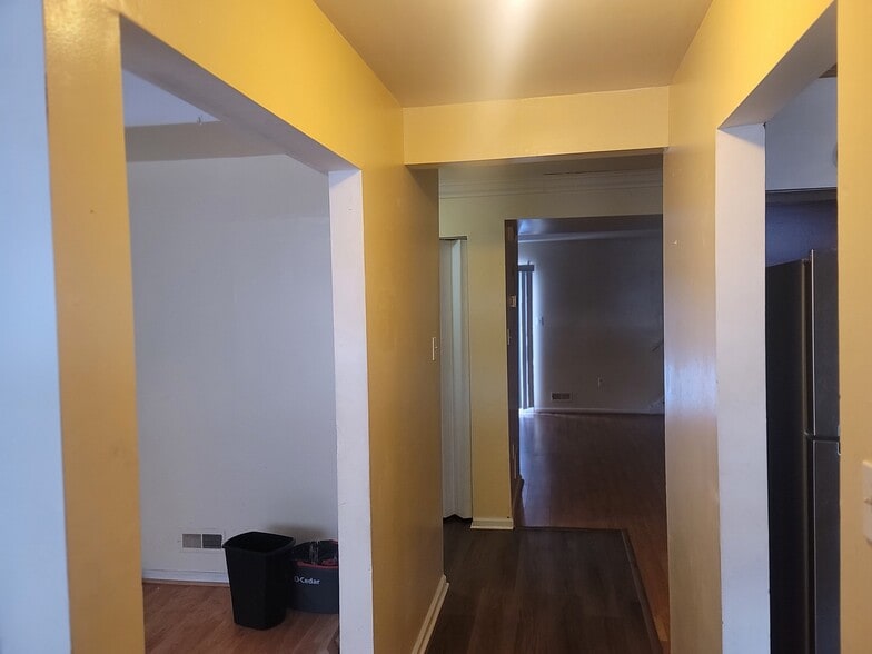 Building Photo - 134 Freedom Trl