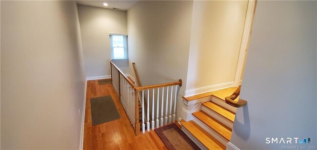 Building Photo - 107 Oakridge Rd