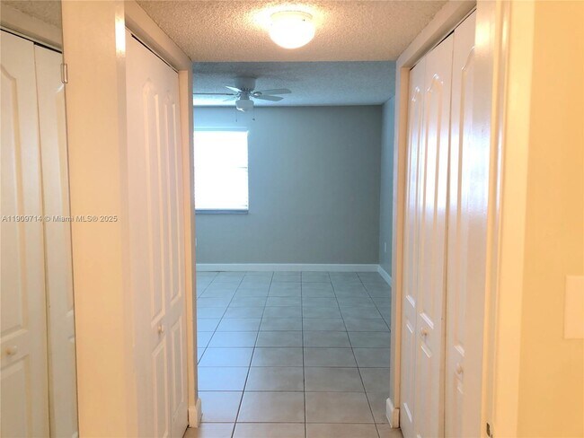 Building Photo - 4637 NW 97th Ct