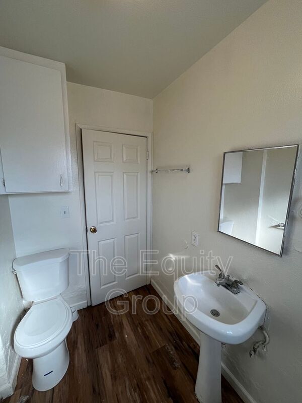 Building Photo - 266 W Belleview Ave