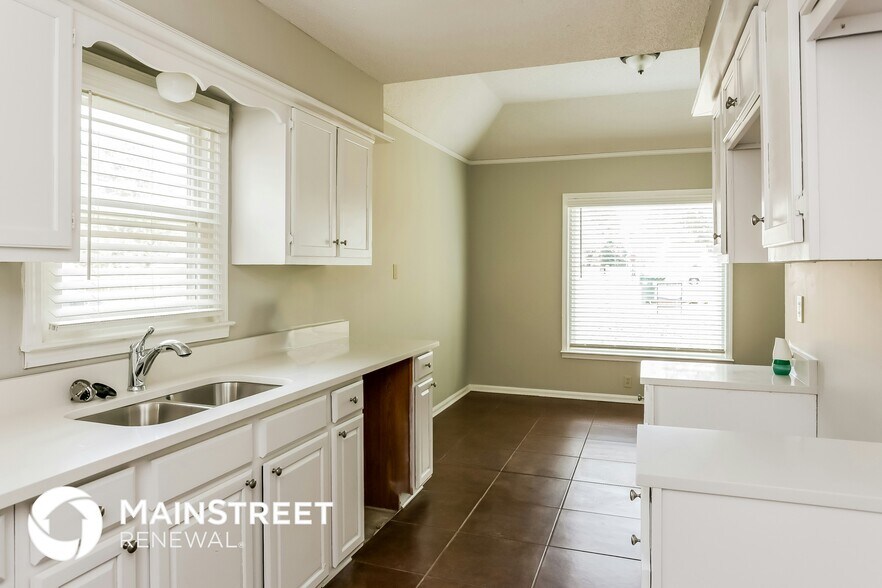 Building Photo - 6515 W Margaux Cove