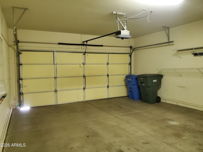 Building Photo - 2430 E Darrel Rd