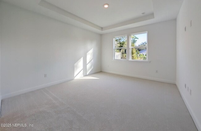 Building Photo - 156 Latham Dr