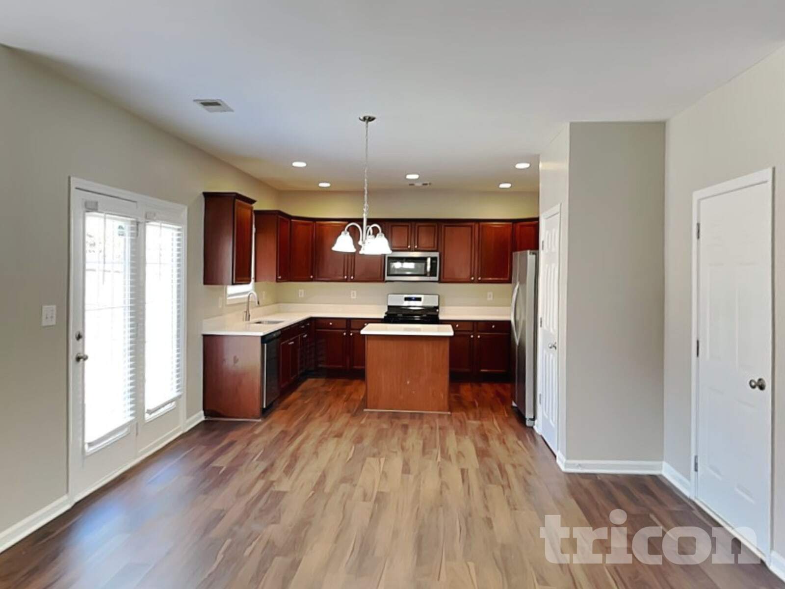 Building Photo - 960 Maple Leaf Dr