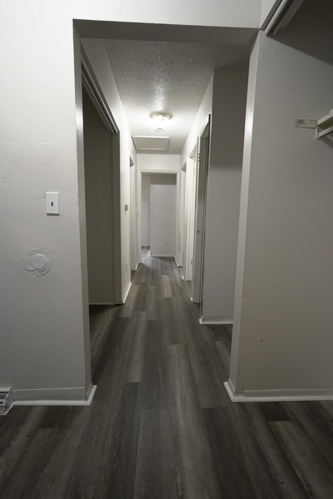 Building Photo - 1308 E 29th St