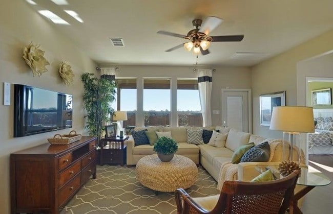 Building Photo - 16017 Travesia Way