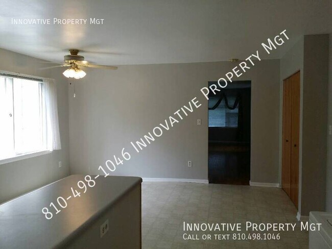 Building Photo - Spacious 4 bedroom , 1 1/2 bath home in Ga...