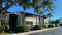 Building Photo - Move In Special! 1 Bed 1 Bath Condo - Pric...