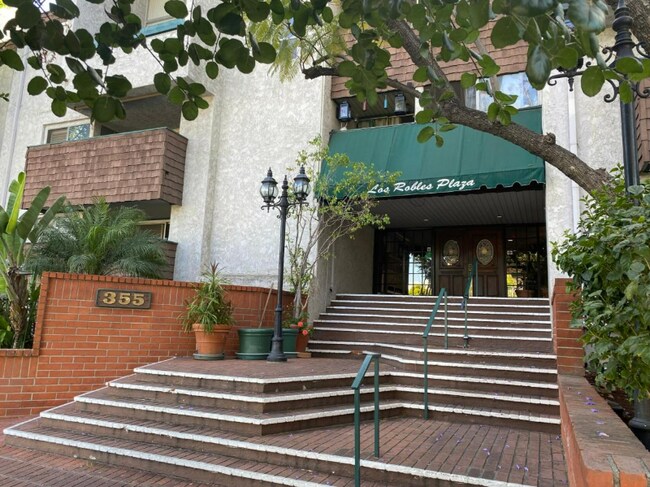 Building Photo - 355 S Los Robles Ave