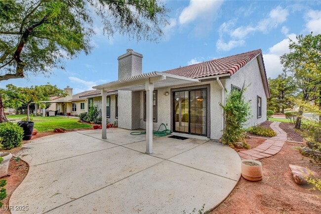 Building Photo - 5100 Linkside Dr