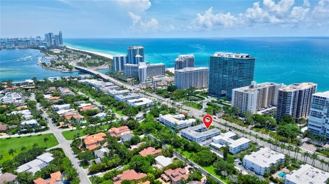 Building Photo - 10178 Collins Ave