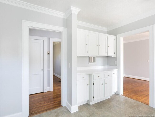 Building Photo - 1524 Brookside Ave