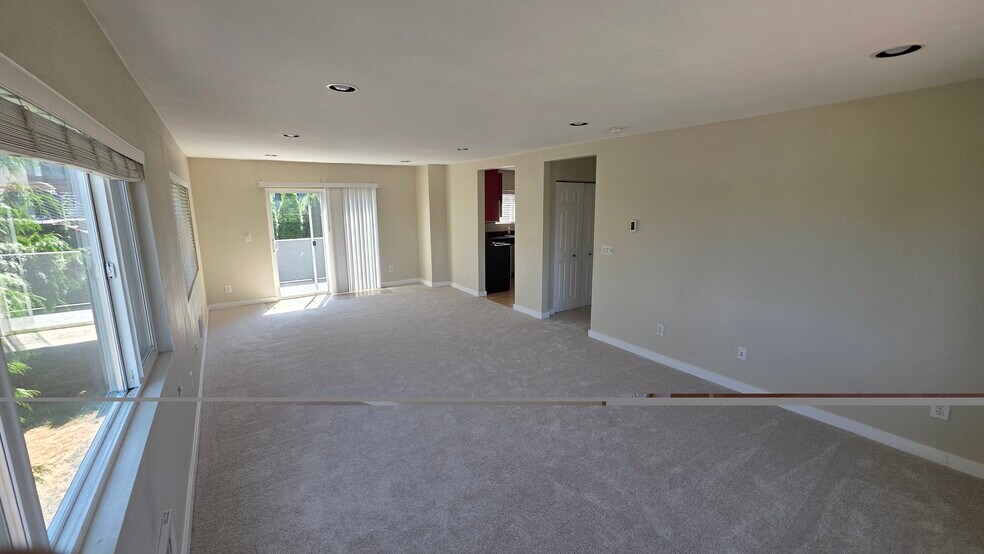 Building Photo - 6216 Linden Ave N