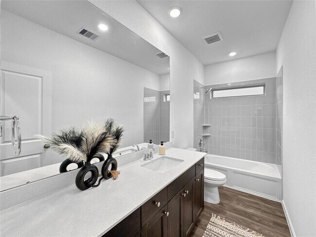 Building Photo - 4326 Camden Spgs Trl