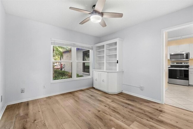 Building Photo - 846 Glades Ct