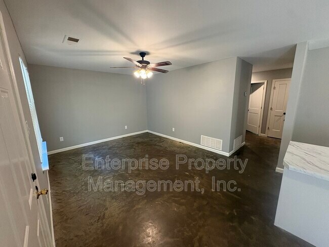 Building Photo - 3187 E Shirley Cir