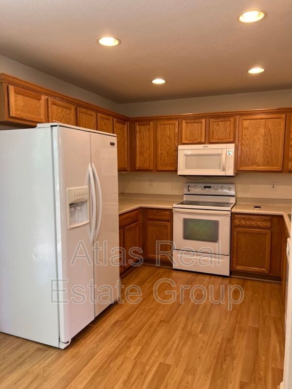Building Photo - 8179 S Mobile Way
