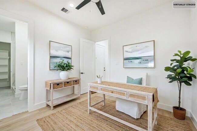 Building Photo - 3810 Ennis St