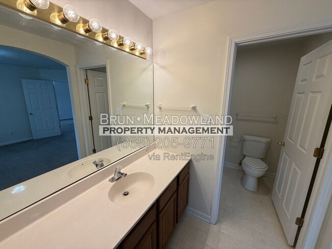 Building Photo - 1555 Ellery Ln