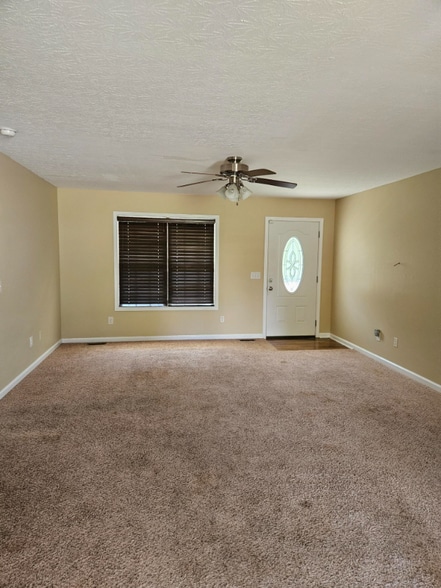 Building Photo - 1035 Smiley Troutt Rd