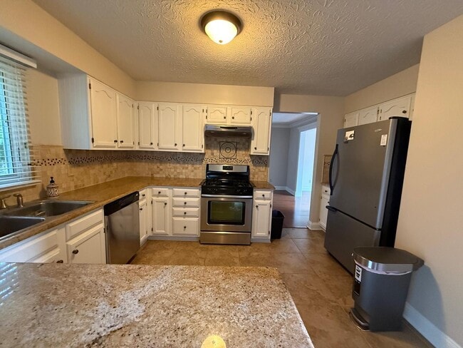 Building Photo - 7574 Allenwood Ct