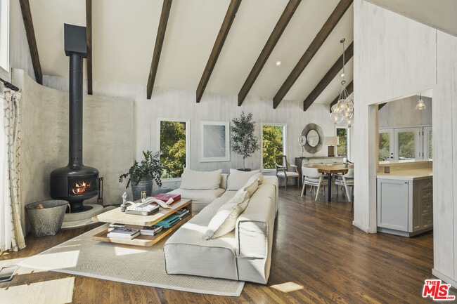 Building Photo - 26723 Latigo Shore Dr
