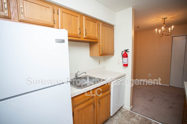 Building Photo - 115 Claire Ct