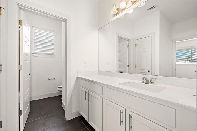 Building Photo - 7113 Cherry Beam Path