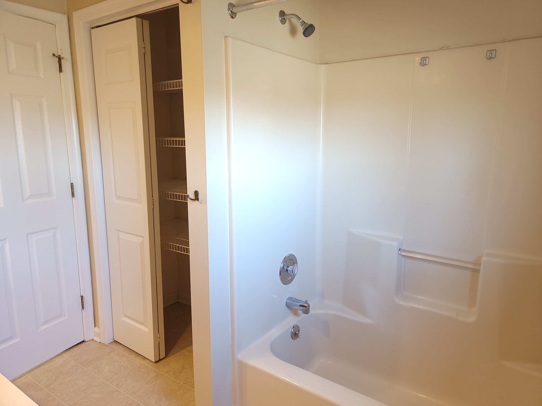 Building Photo - 46 Ironstone Dr