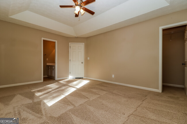Building Photo - 10631 Cherry Cove