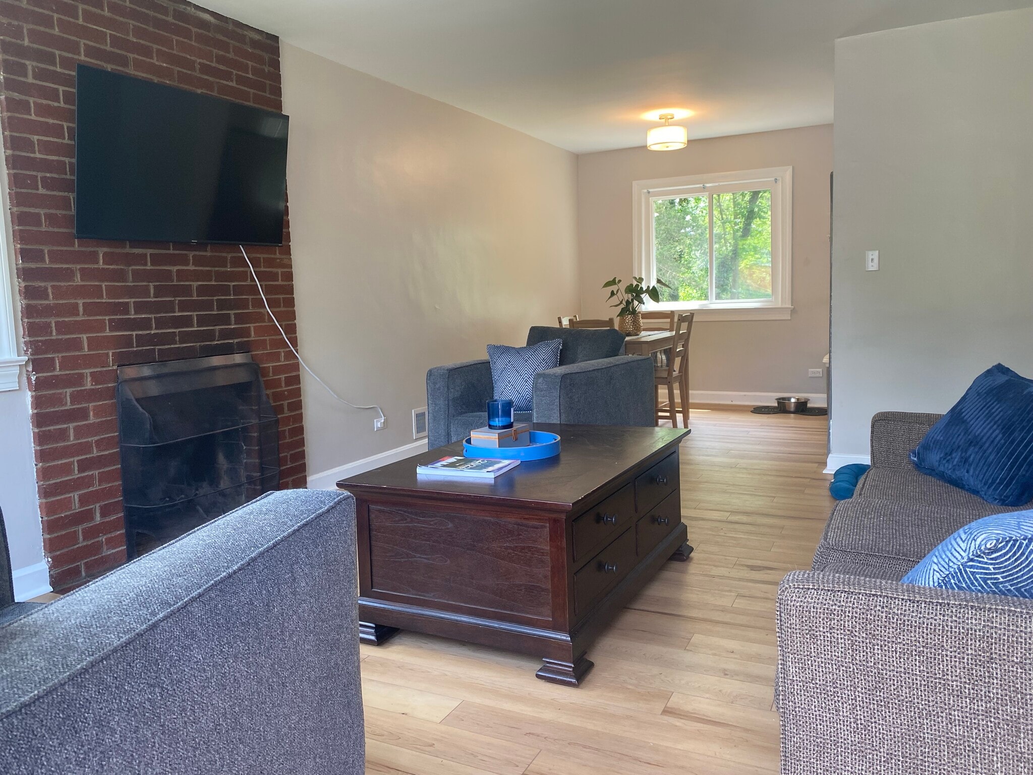 Building Photo - 1122 Forest Hills Ave