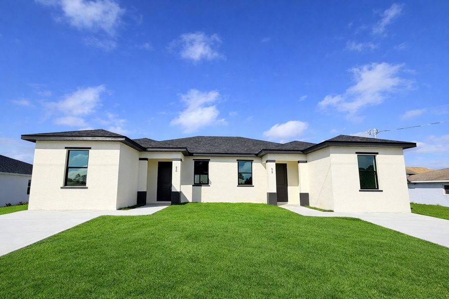 Building Photo - 828 Holmes Ave