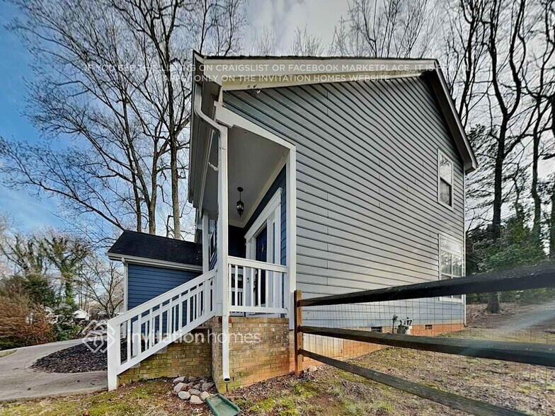 Building Photo - 16119 Amber Field Dr